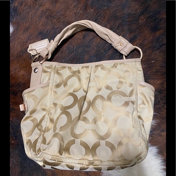 Coach Handbag - Picture 3 of 7